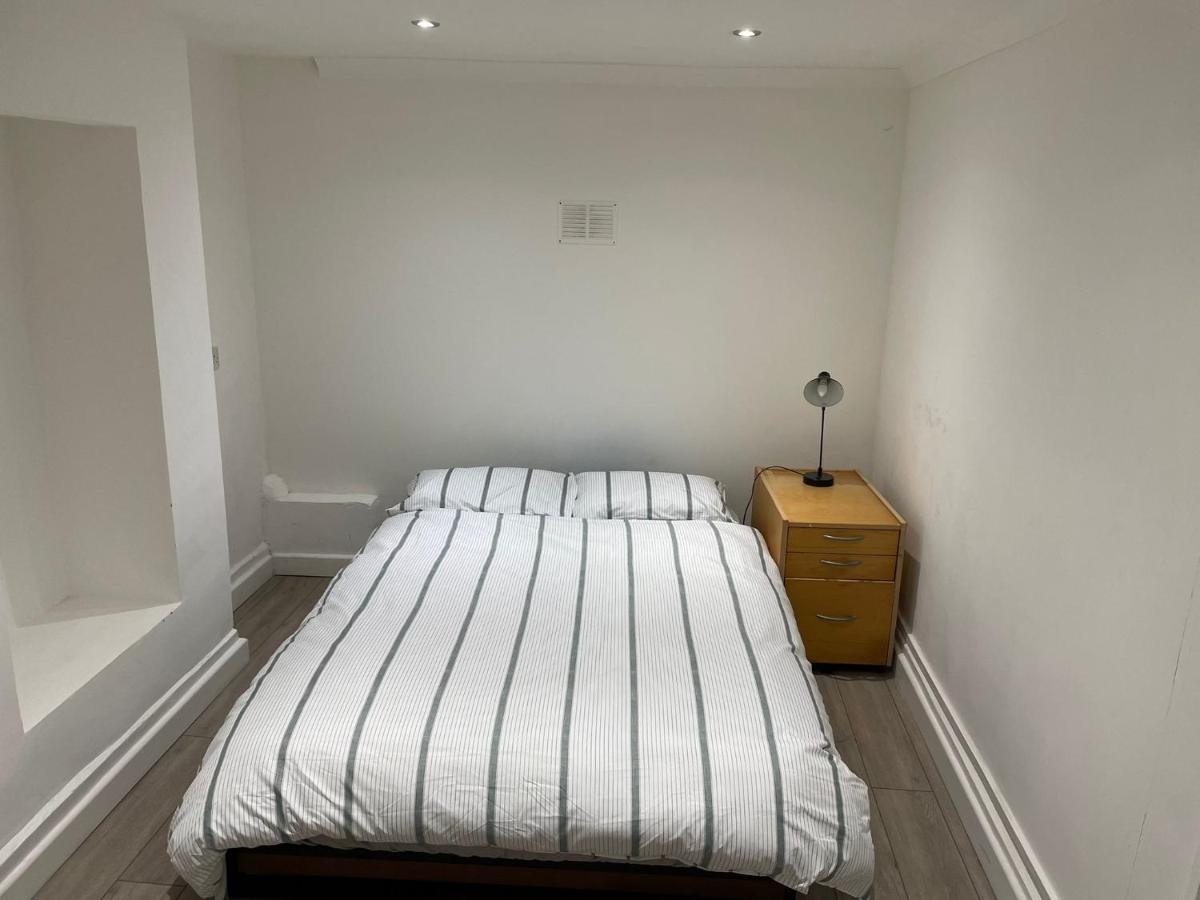 Plough Way Flat Appartement Londen Buitenkant foto