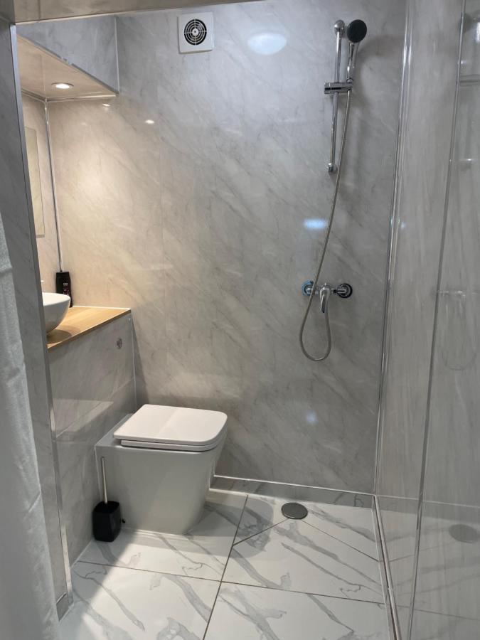 Plough Way Flat Appartement Londen Buitenkant foto