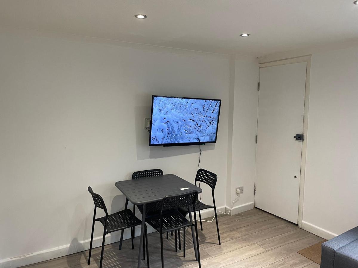 Plough Way Flat Appartement Londen Buitenkant foto